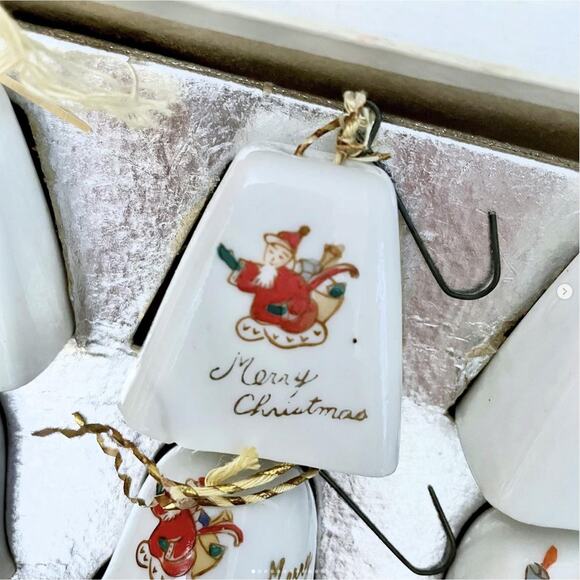 Vintage Xmas Bell Porcelain Christmas Ornaments Original Box Japan Set of 10 - Picture 1 of 10